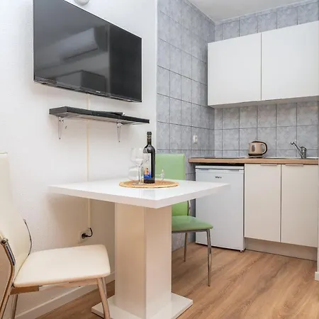 By The Sea - 21425 Lägenhet Makarska