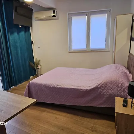 By The Sea - 21425 * Makarska