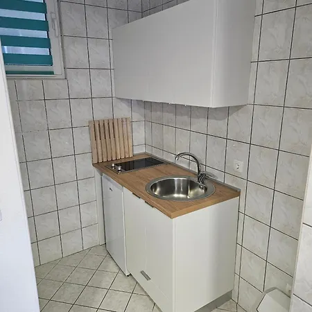 By The Sea - 21425 * Makarska